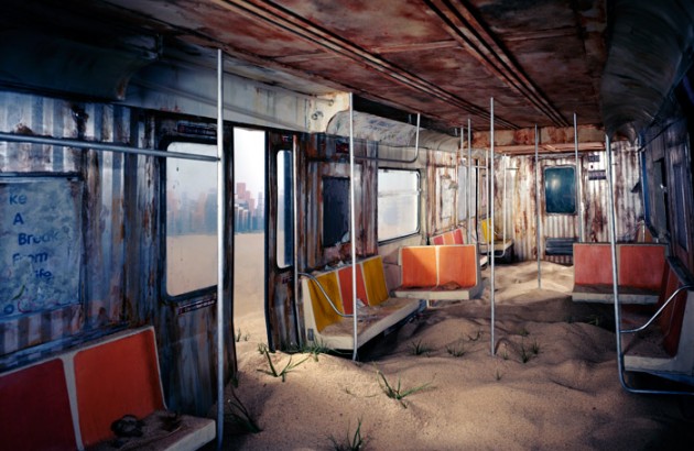 مترو (۲۰۱۳)، اثر لوری نیکس