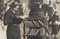 کتابخانۀ سیار، لندن، ۱۹۳۰.