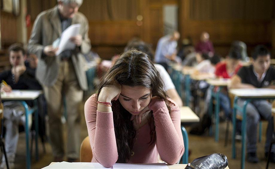 «استرس امتحان» بیماری روانی نیست